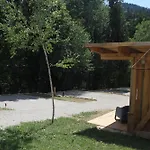 Campsite Outsidersi Campsite